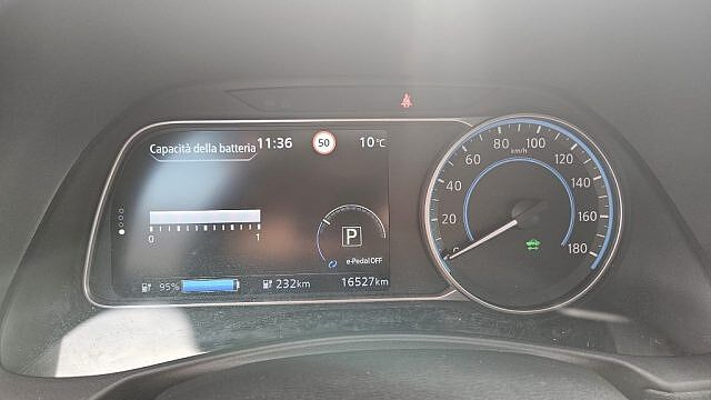 Nissan Leaf Acenta 40 kWh AUTOCARRO