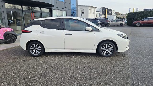 Nissan Leaf Acenta 40 kWh AUTOCARRO