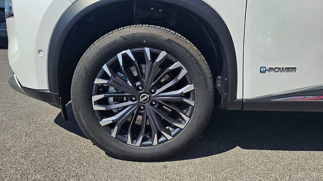 Nissan X-Trail e-Power e-4orce 4WD 5 posti Tekna