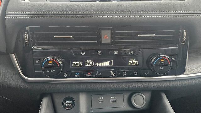 Nissan X-Trail e-Power 2WD 5 posti Tekna