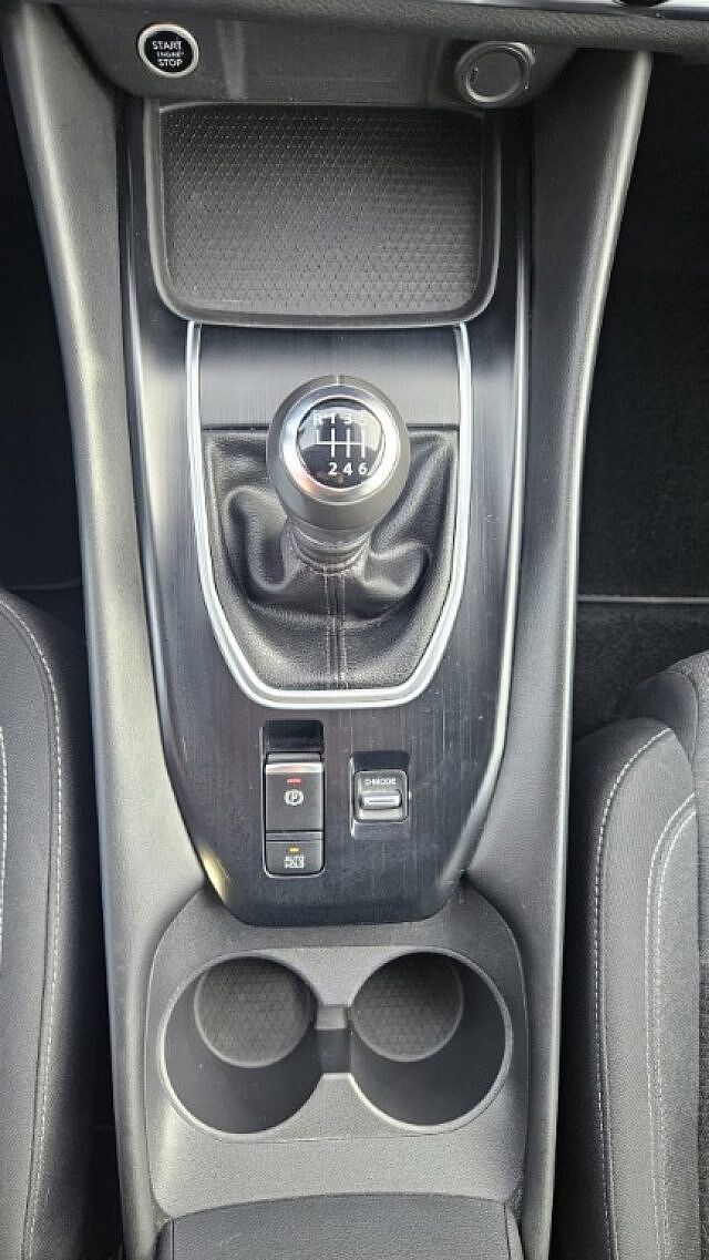 Nissan Qashqai MHEV 140 CV N-Connecta