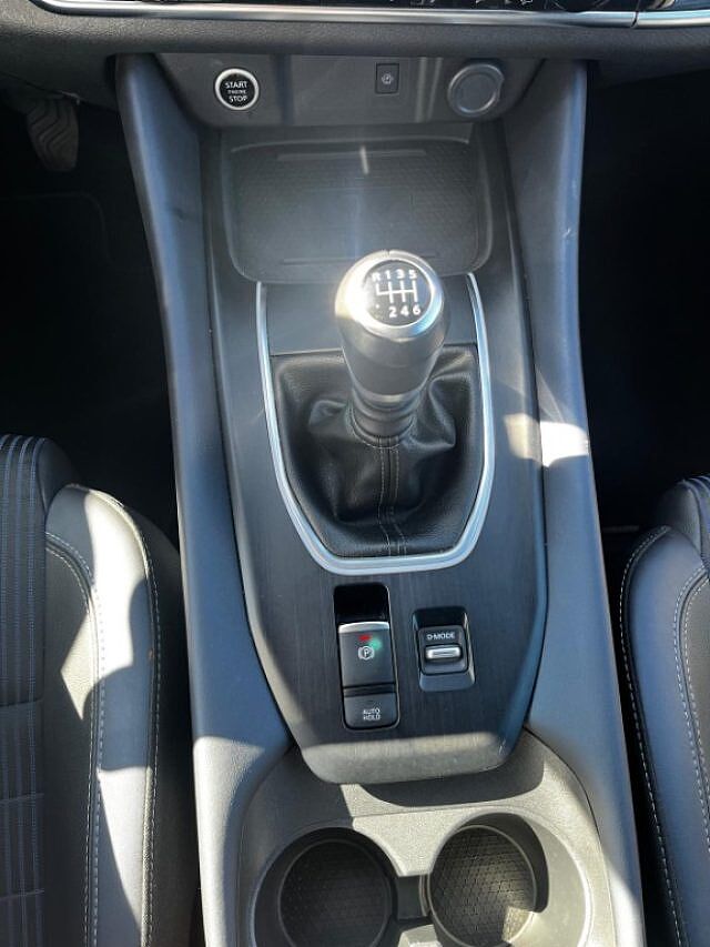 Nissan Qashqai MHEV 140 CV Tekna