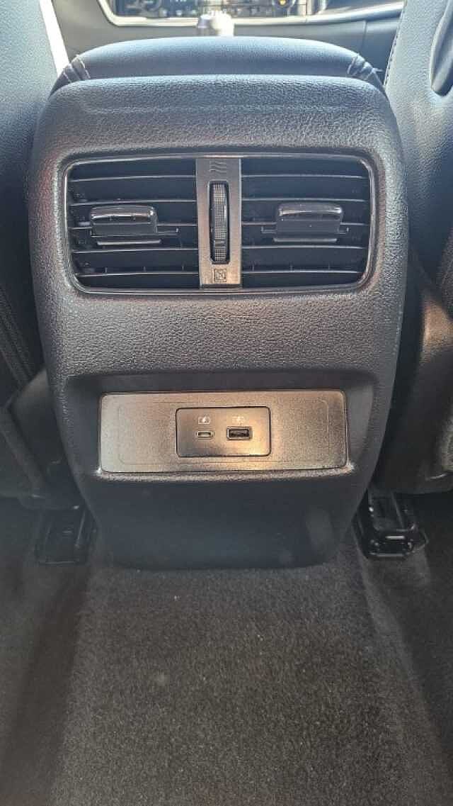 Nissan Qashqai MHEV 140 CV N-Connecta