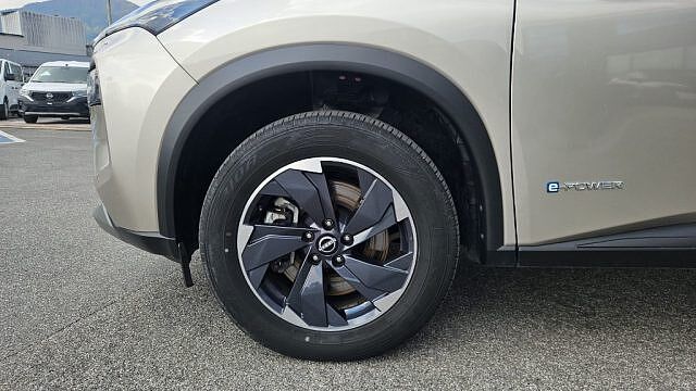 Nissan X-Trail e-Power e-4orce 4WD 7 posti N-Connecta