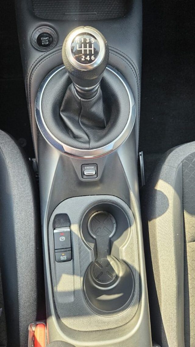 Nissan Juke 1.0 DIG-T 114 CV N-Connecta