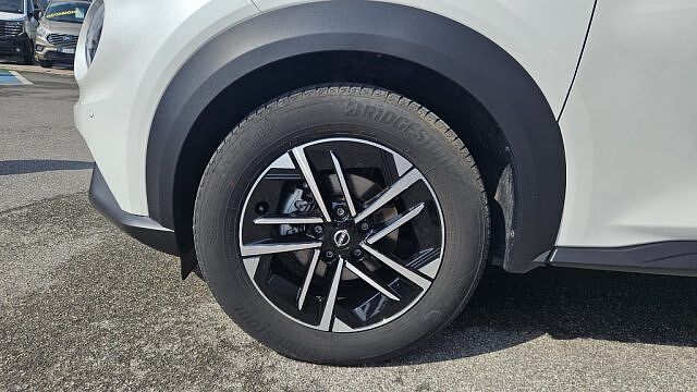 Nissan Juke 1.0 DIG-T 114 CV N-Connecta