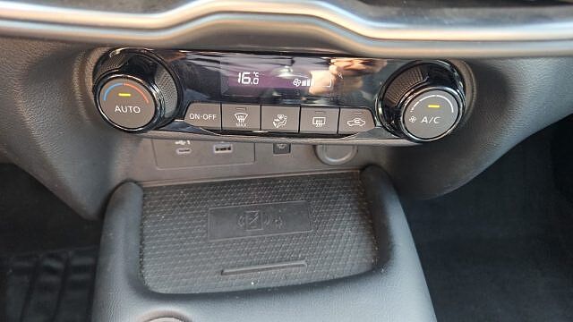 Nissan Juke 1.0 DIG-T 114 CV N-Connecta