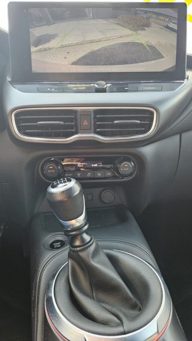 Nissan Juke 1.0 DIG-T 114 CV N-Connecta