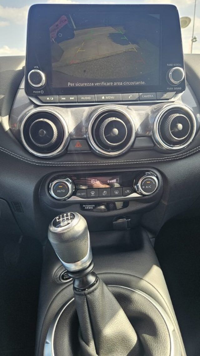 Nissan Juke 1.0 DIG-T 114 CV N-Connecta