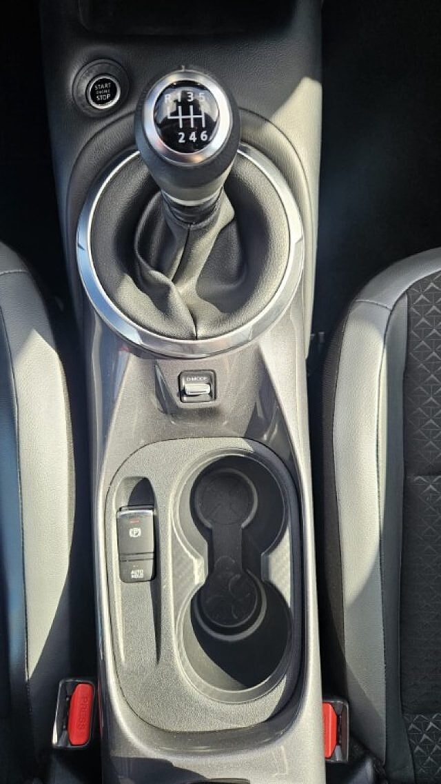 Nissan Juke 1.0 DIG-T 114 CV N-Connecta