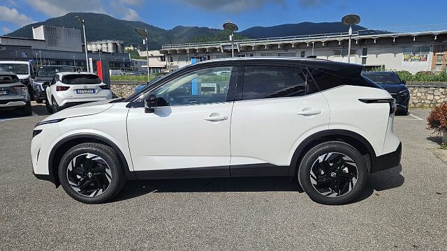 Nissan Qashqai MHEV 140 CV N-Connecta