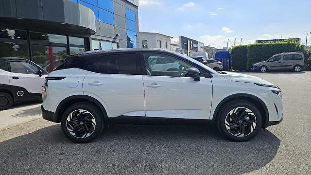 Nissan Qashqai MHEV 140 CV N-Connecta