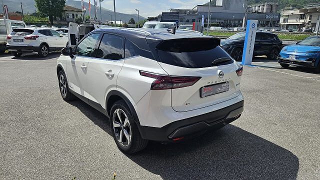 Nissan Qashqai e-Power N-Connecta