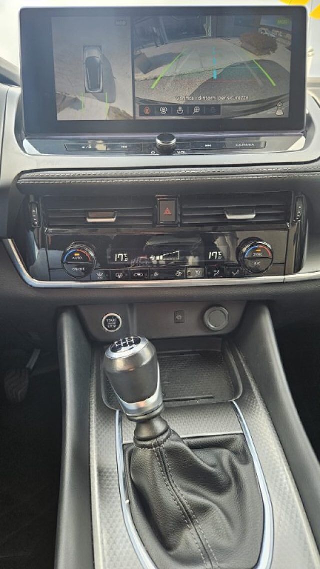 Nissan Qashqai MHEV 140 CV N-Connecta