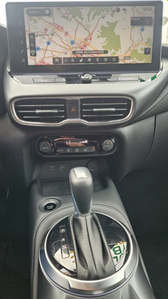 Nissan Juke 1.6 HEV N-Connecta