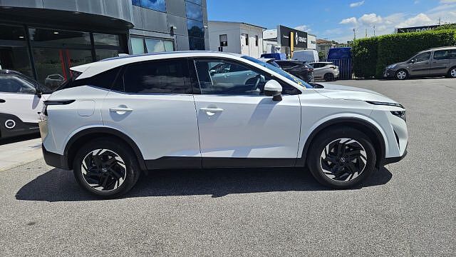 Nissan Qashqai MHEV 140 CV N-Connecta