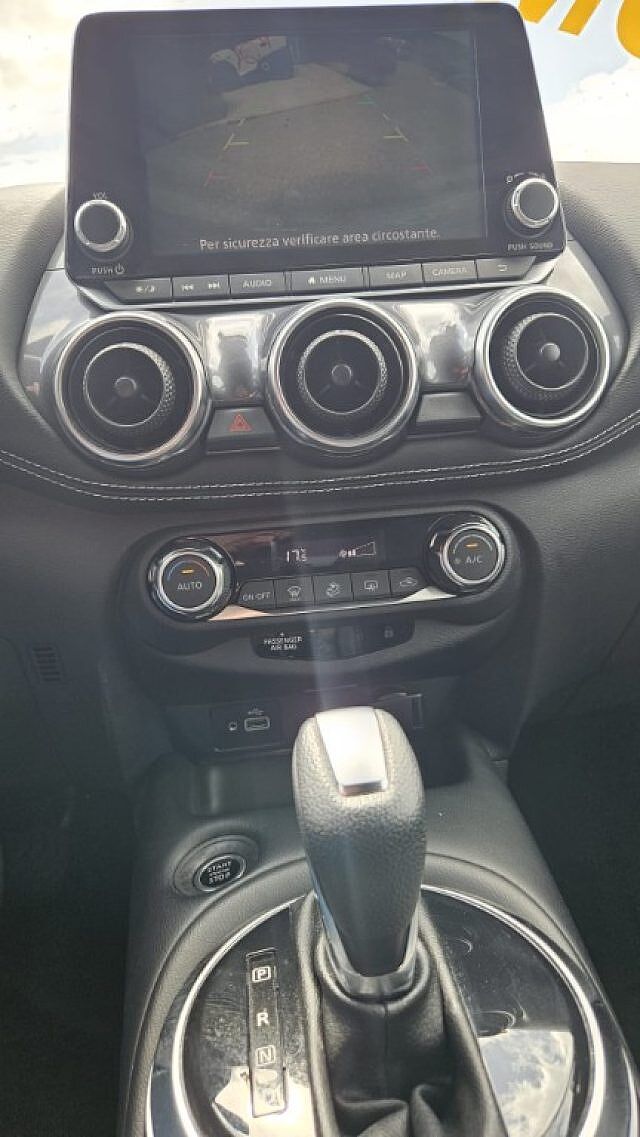 Nissan Juke 1.0 DIG-T 114 CV DCT N-Connecta