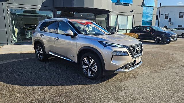Nissan X-Trail e-Power 2WD 5 posti Tekna