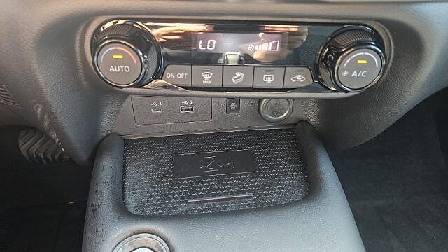 Nissan Juke 1.6 HEV N-Connecta