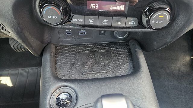 Nissan Juke 1.0 DIG-T 114 CV DCT N-Connecta