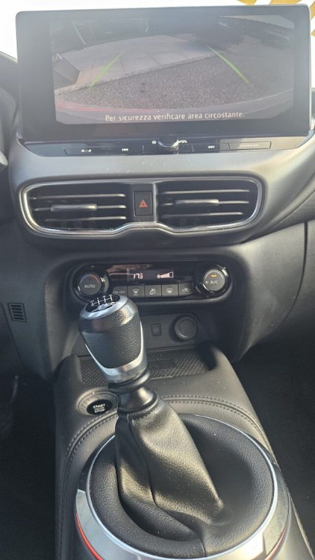 Nissan Juke 1.0 DIG-T 114 CV N-Connecta