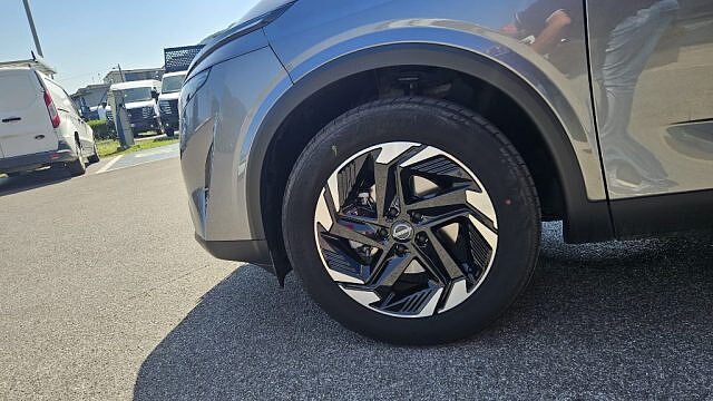 Nissan Qashqai MHEV 140 CV N-Connecta