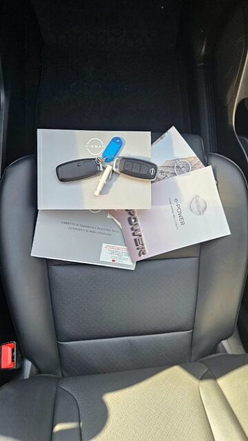 Nissan X-Trail e-Power 2WD 5 posti Tekna Premium Pack Argento