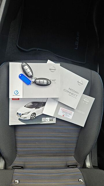 Nissan Leaf Acenta 40 kWh AUTOCARRO Bianco