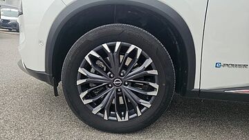 Nissan X-Trail e-Power 2WD 5 posti Tekna Bianco