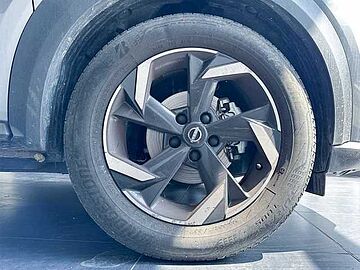 Nissan Juke 1.0 DIG-T 114 CV N-Connecta DARK METAL GREY BLACK METALLIC