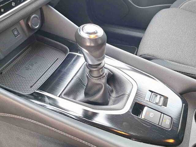 Nissan Qashqai 3ª serie MHEV 140 CV N-Connecta