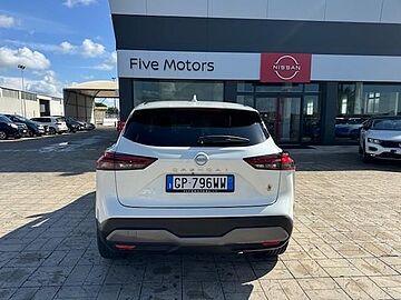 Nissan Qashqai 1.3 mhev N Connecta 2wd 140cv Bianco