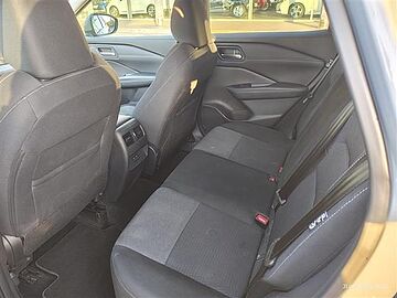 Nissan Qashqai 1.3 mhev N Connecta 2wd 140cv Grigio