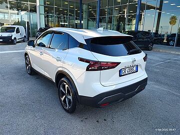 Nissan Qashqai 1.3 mhev N Connecta 2wd 140cv Bianco