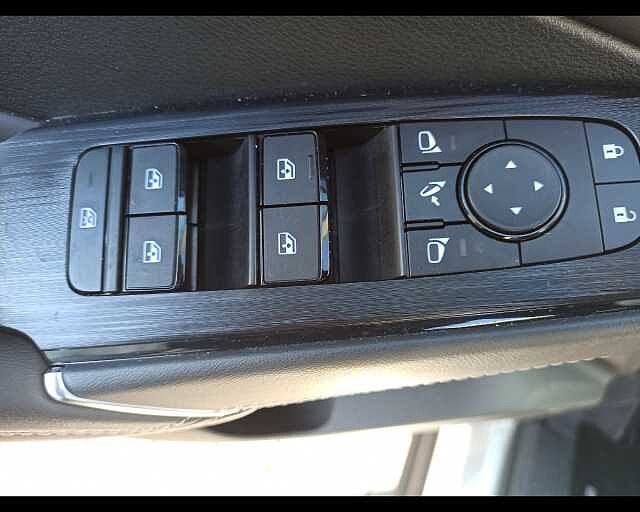 Nissan Qashqai 3ª serie Qashqai MHEV 140 CV N-Connecta