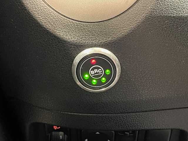 Nissan Juke 1.6 GPL Eco Visia