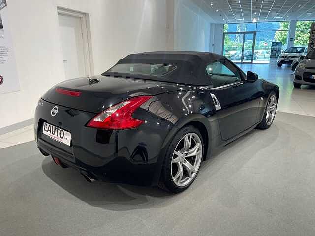 Nissan 370Z Roadster 3.7 V6 Lev 2