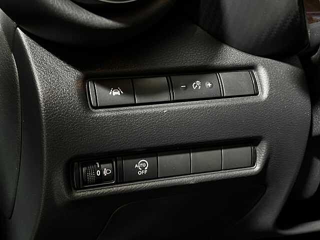 Nissan Juke 1.0 DIG-T 114 CV N-Connecta