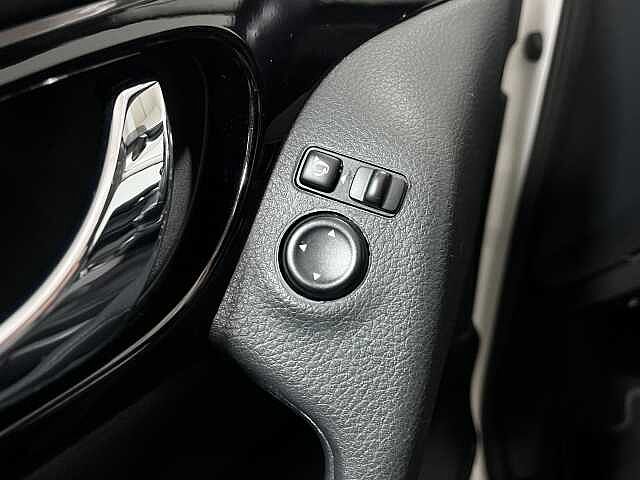 Nissan Qashqai 1.3 DIG-T 140 CV N-Connecta