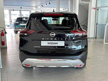 Nissan X-Trail 1.5 e-power Tekna e-4orce 4wd Nero