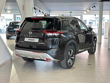 Nissan X-Trail 1.5 e-power Tekna e-4orce 4wd Nero