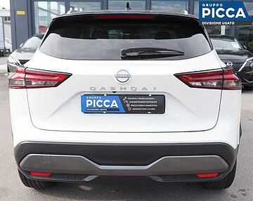 Nissan Qashqai III 2021 QASHQAI N-CONNECTA 2WD 1.3MHEV 140CV white