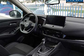 Nissan Qashqai III 2021 QASHQAI N-CONNECTA 2WD 1.3MHEV 140CV white