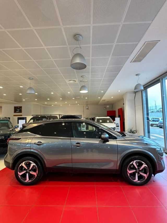 Nissan Qashqai Xtronic N-Connecta
