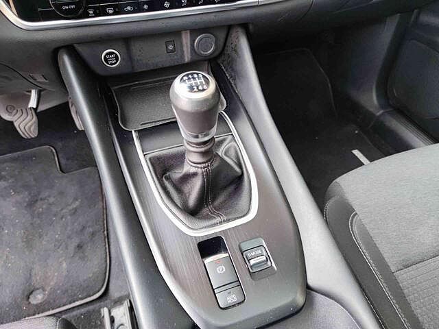 Nissan Qashqai MHEV 140 CV N-Connecta