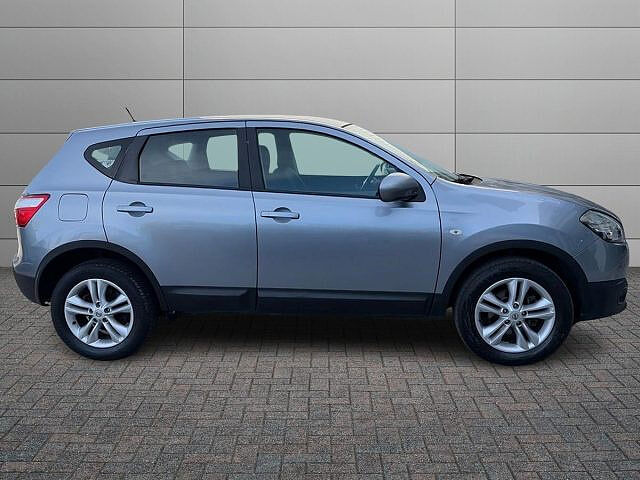 Nissan Qashqai 2.0 dCi DPF 4WD aut. Acenta