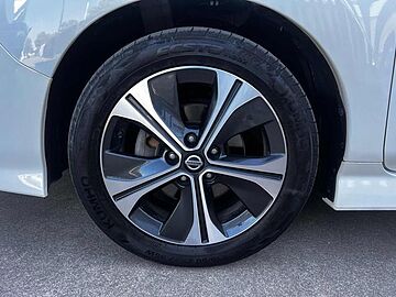 Nissan Leaf N-Connecta 40 kWh Bianco