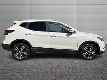 Nissan Qashqai 1.7 dCi 150 CV 4WD CVT N-Connecta Bianco