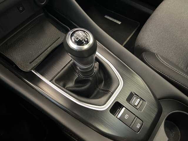 Nissan Qashqai MHEV 140 CV Premiere Edition