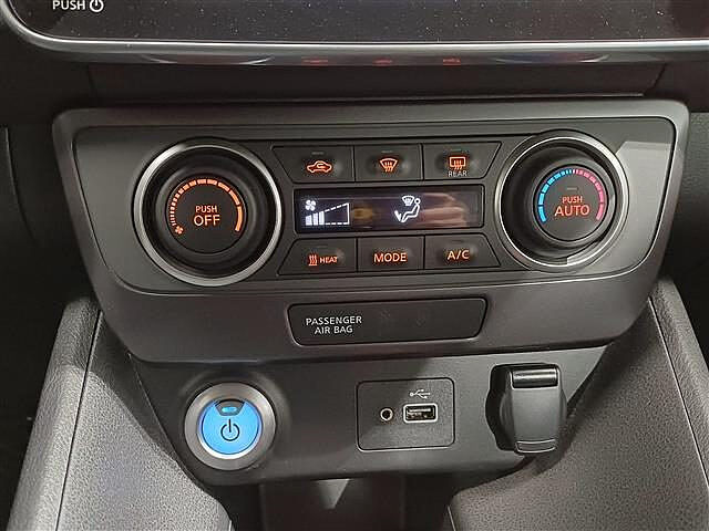 Nissan Leaf 40kWh Acenta CVT